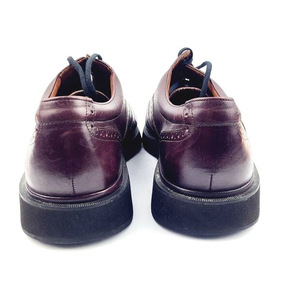 Rockport Men's Wing Tip Walking Shoe - Size 9 - Picture 5 of 8